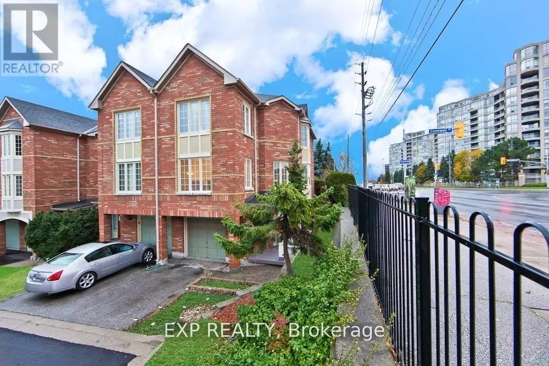 39 GUILDPARK PATHWAY