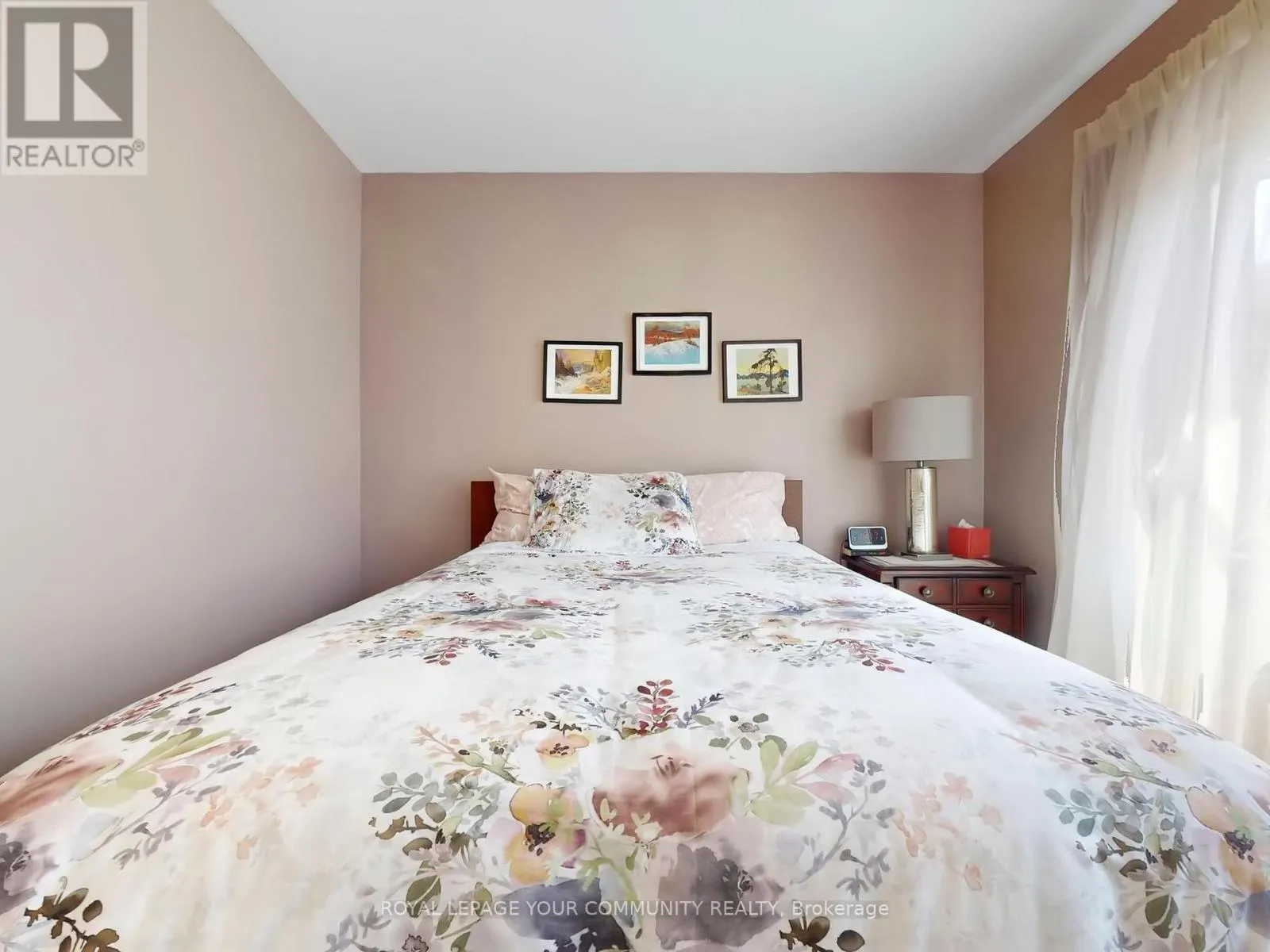 34 DROXFORD AVENUE