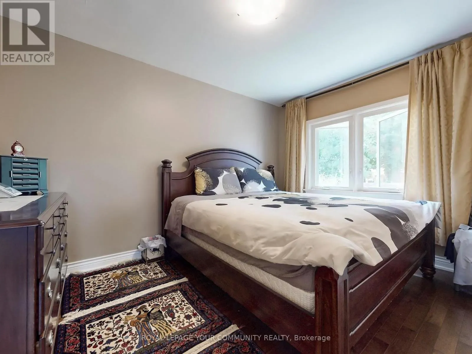 34 DROXFORD AVENUE
