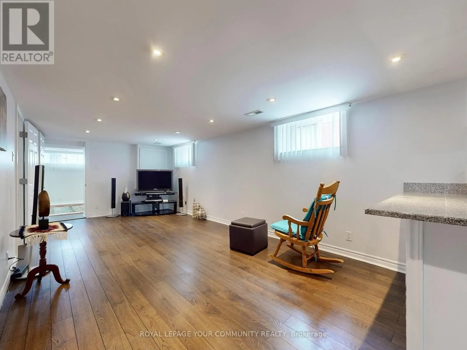 34 DROXFORD AVENUE