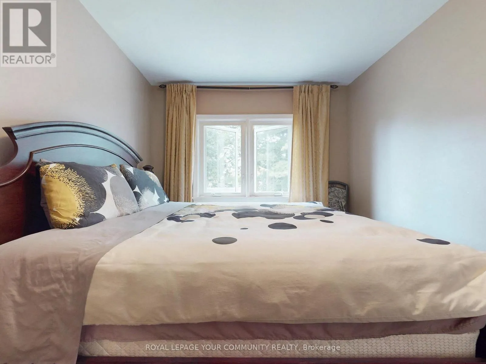 34 DROXFORD AVENUE