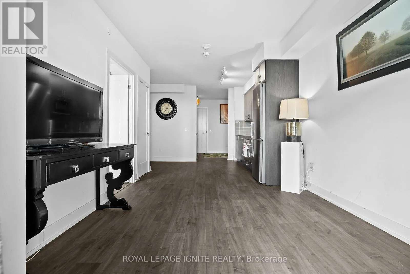 2311 - 2550 SIMCOE STREET N
