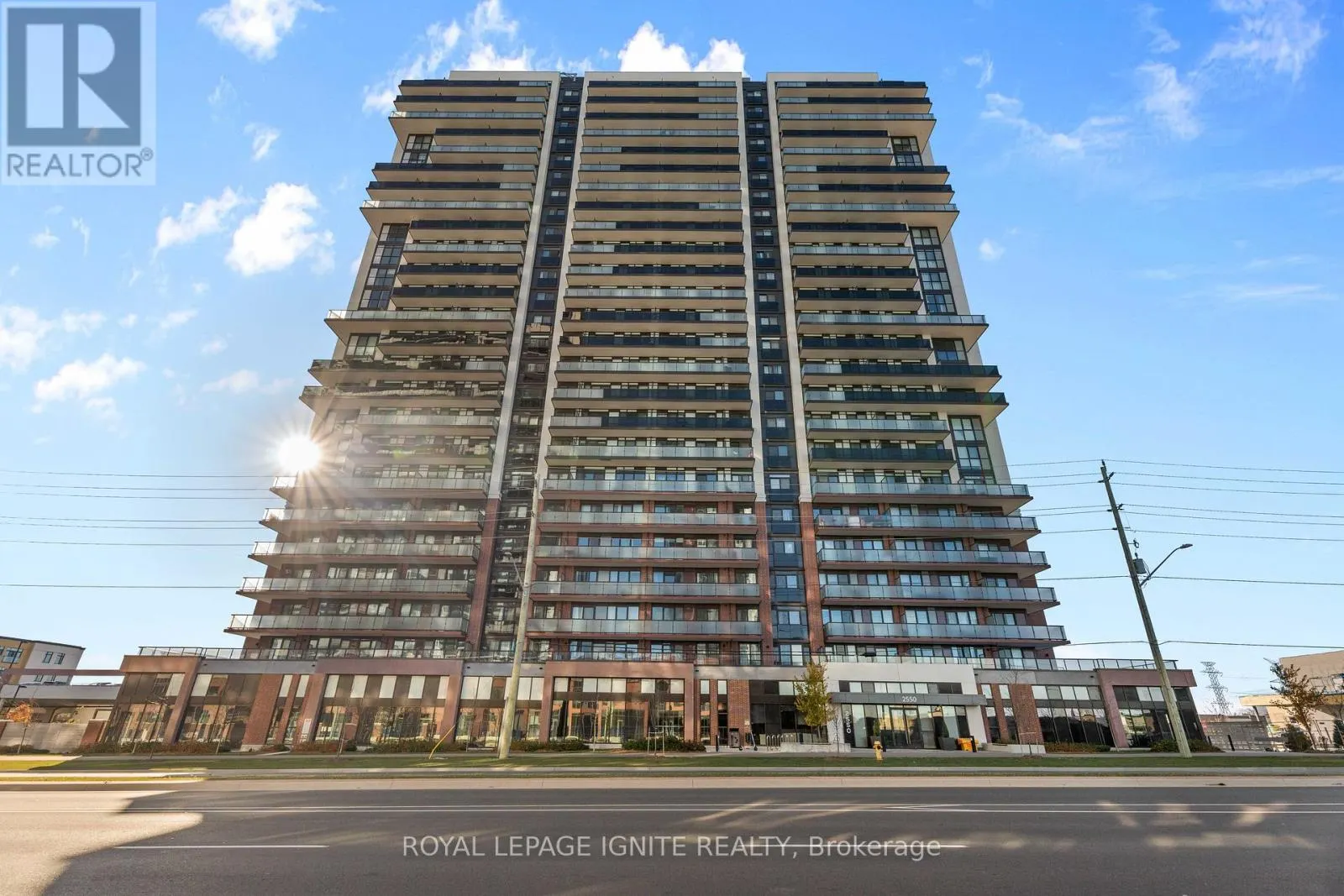 2311 - 2550 SIMCOE STREET N