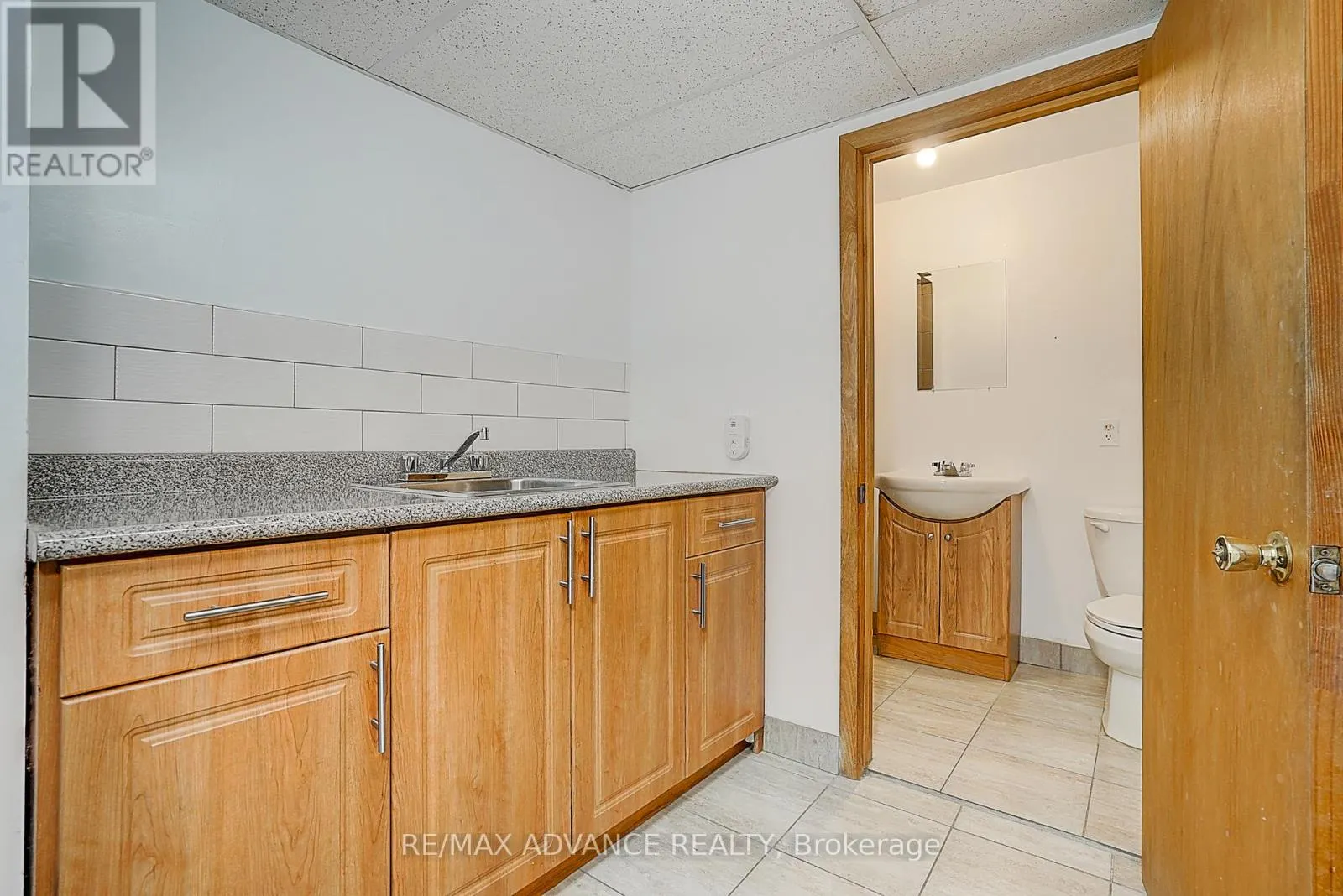 86 PLACENTIA BOULEVARD