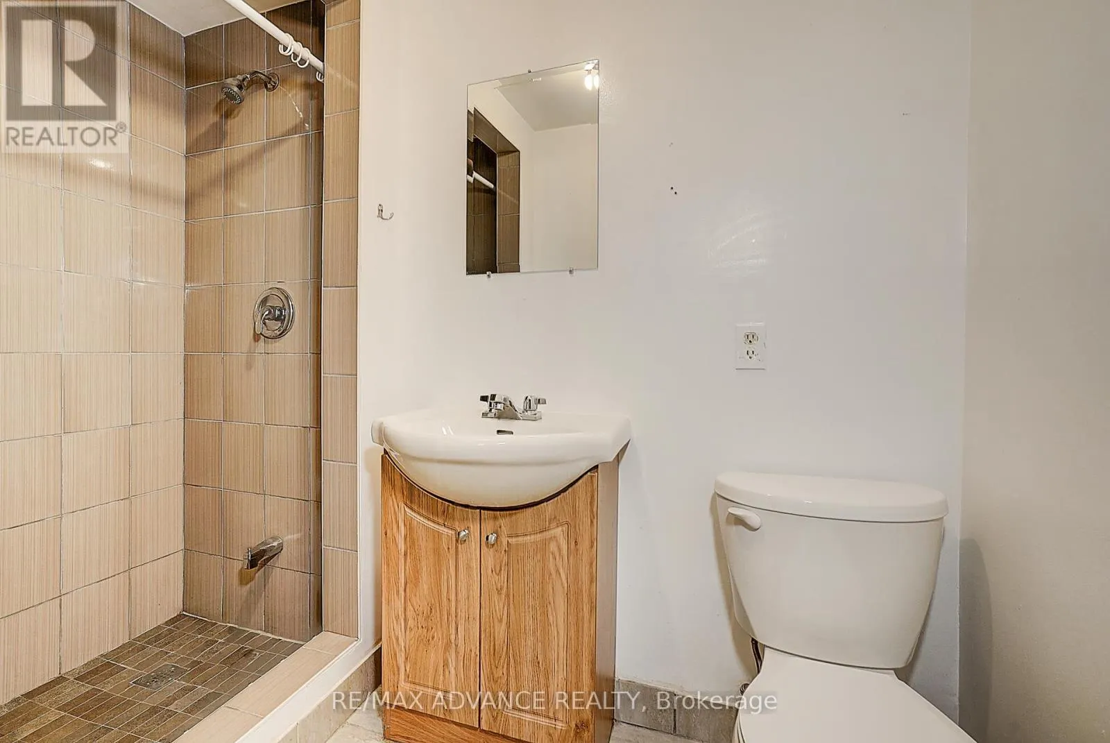 86 PLACENTIA BOULEVARD