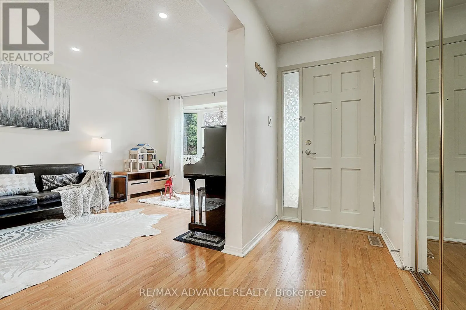 86 PLACENTIA BOULEVARD