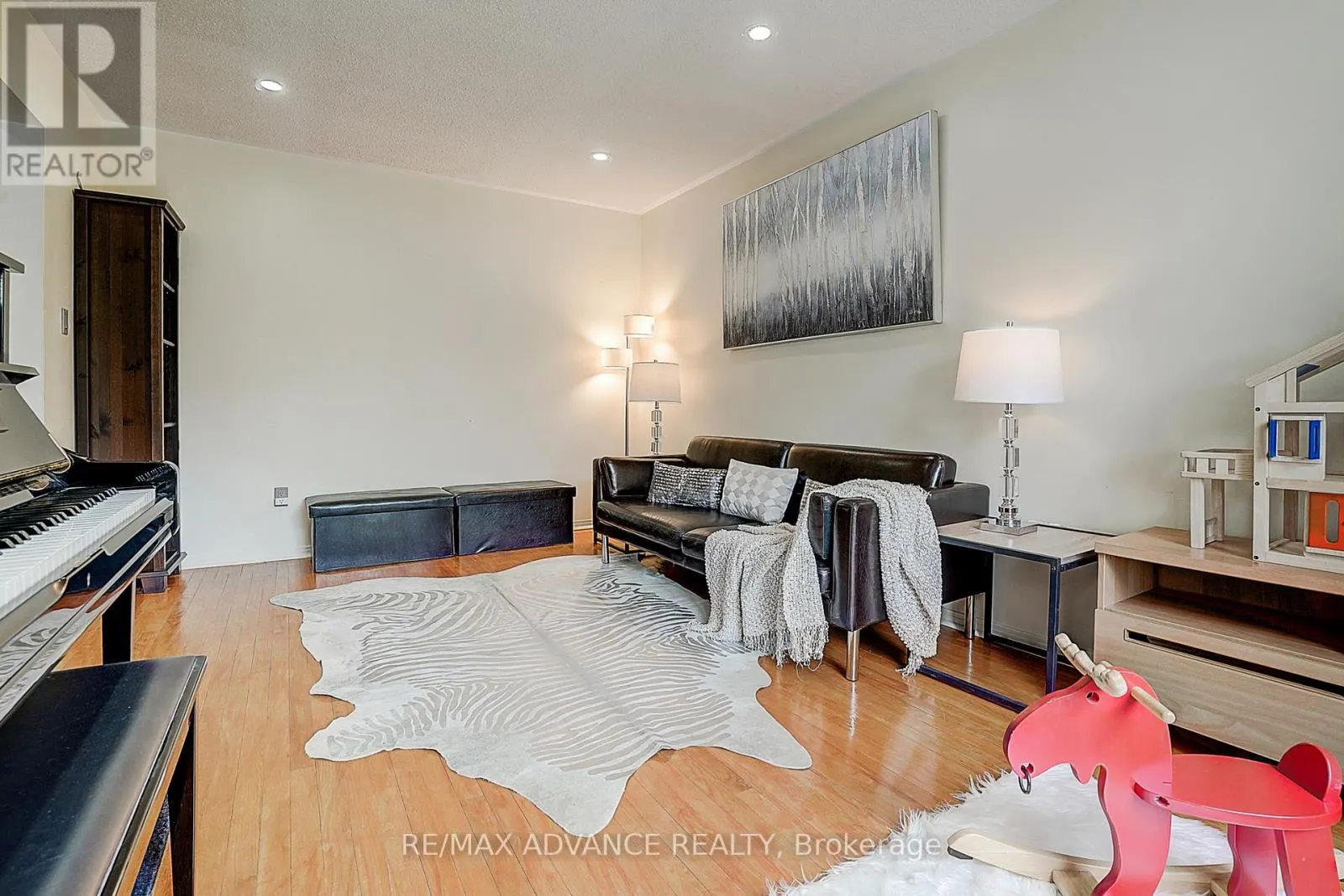 86 PLACENTIA BOULEVARD