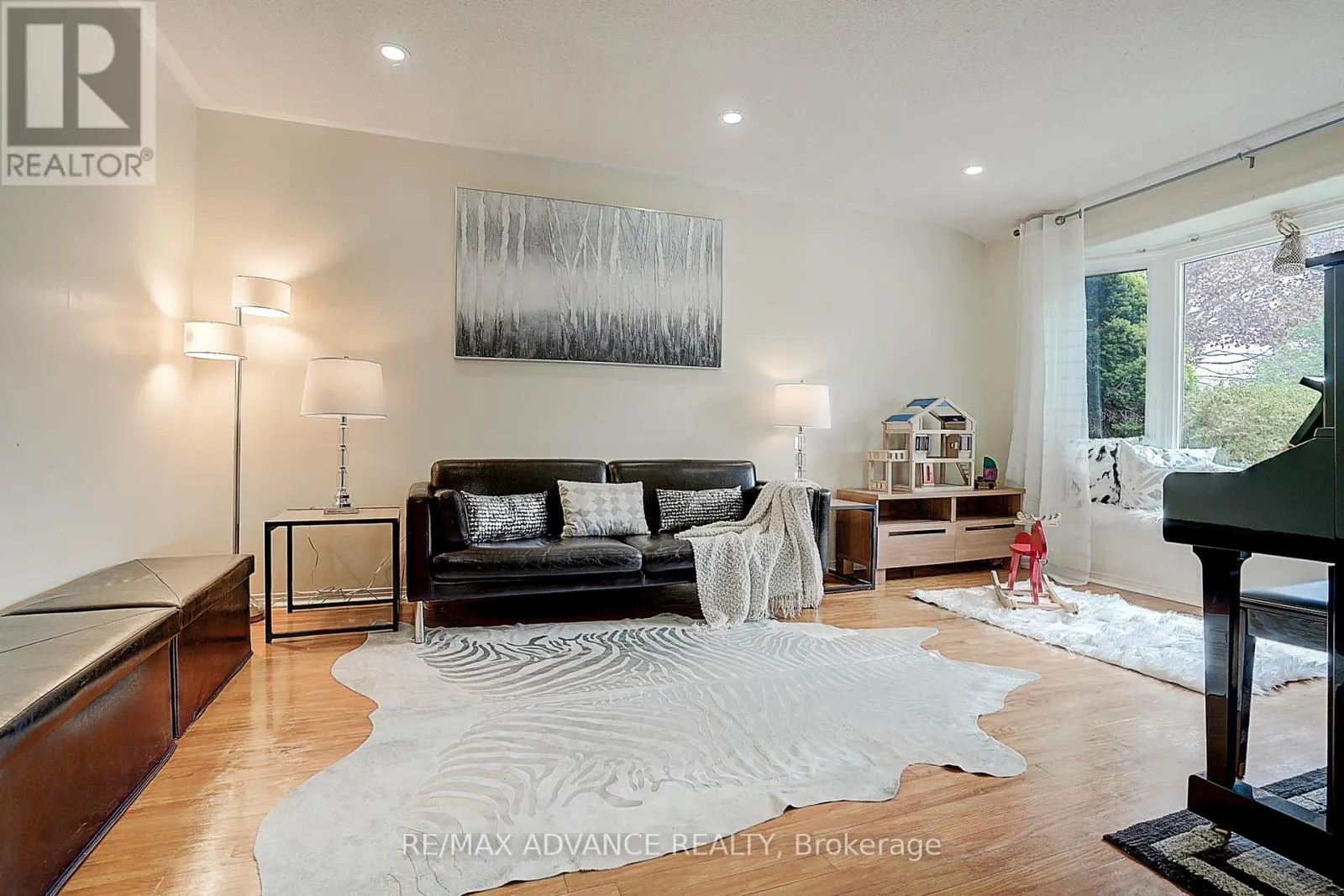 86 PLACENTIA BOULEVARD