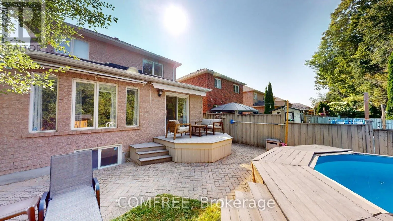 27 MARKWOOD CRESCENT