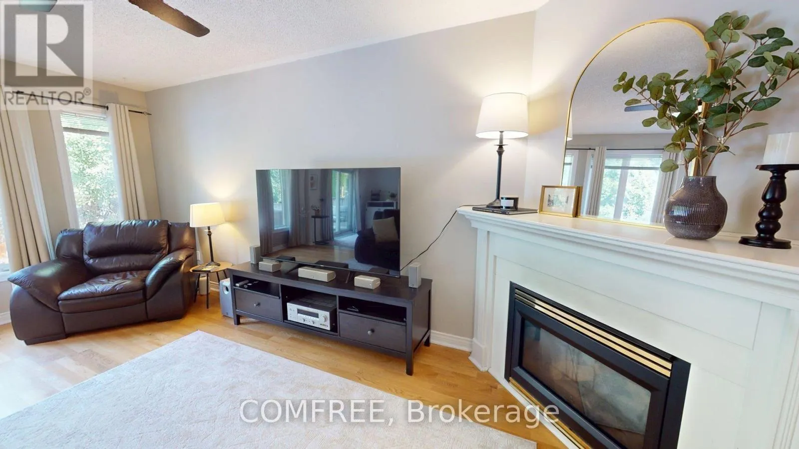 27 MARKWOOD CRESCENT