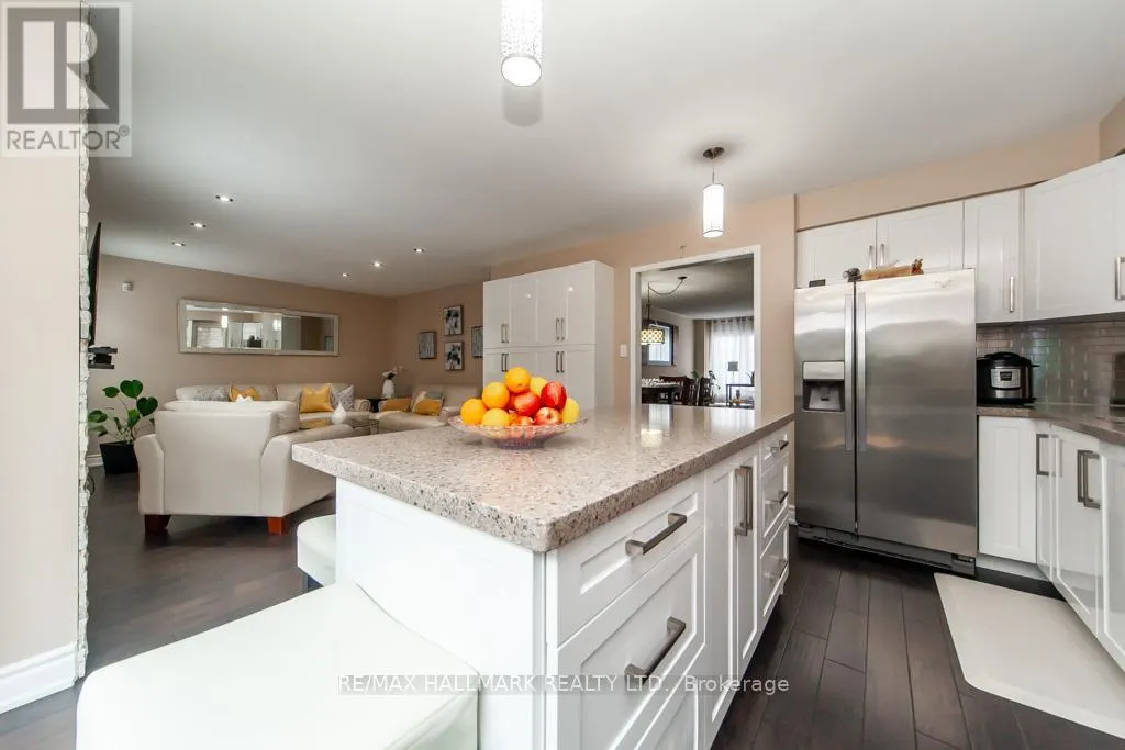73 ARMITAGE CRESCENT