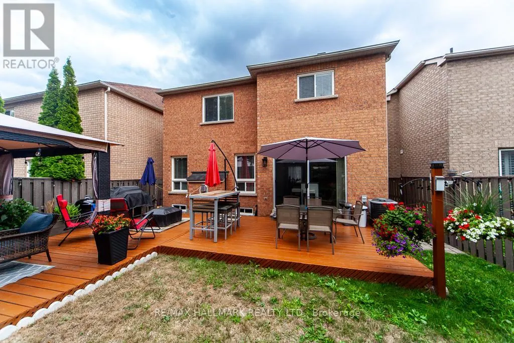 73 ARMITAGE CRESCENT