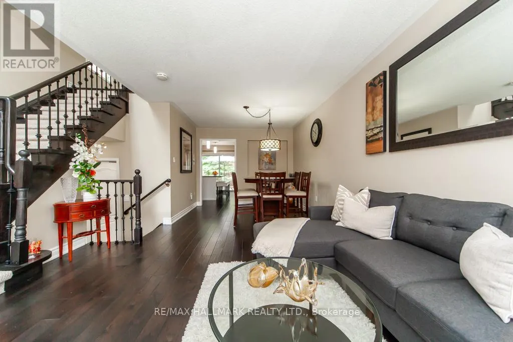 73 ARMITAGE CRESCENT
