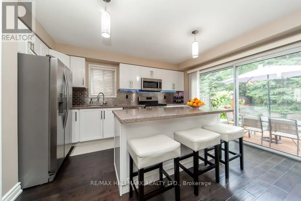 73 ARMITAGE CRESCENT