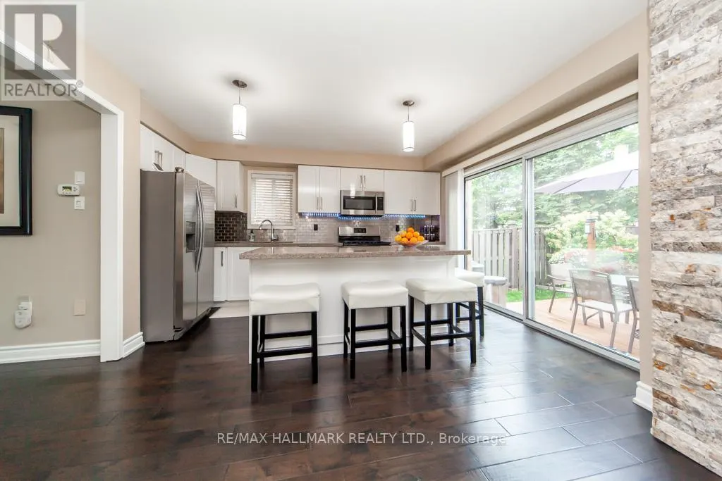 73 ARMITAGE CRESCENT