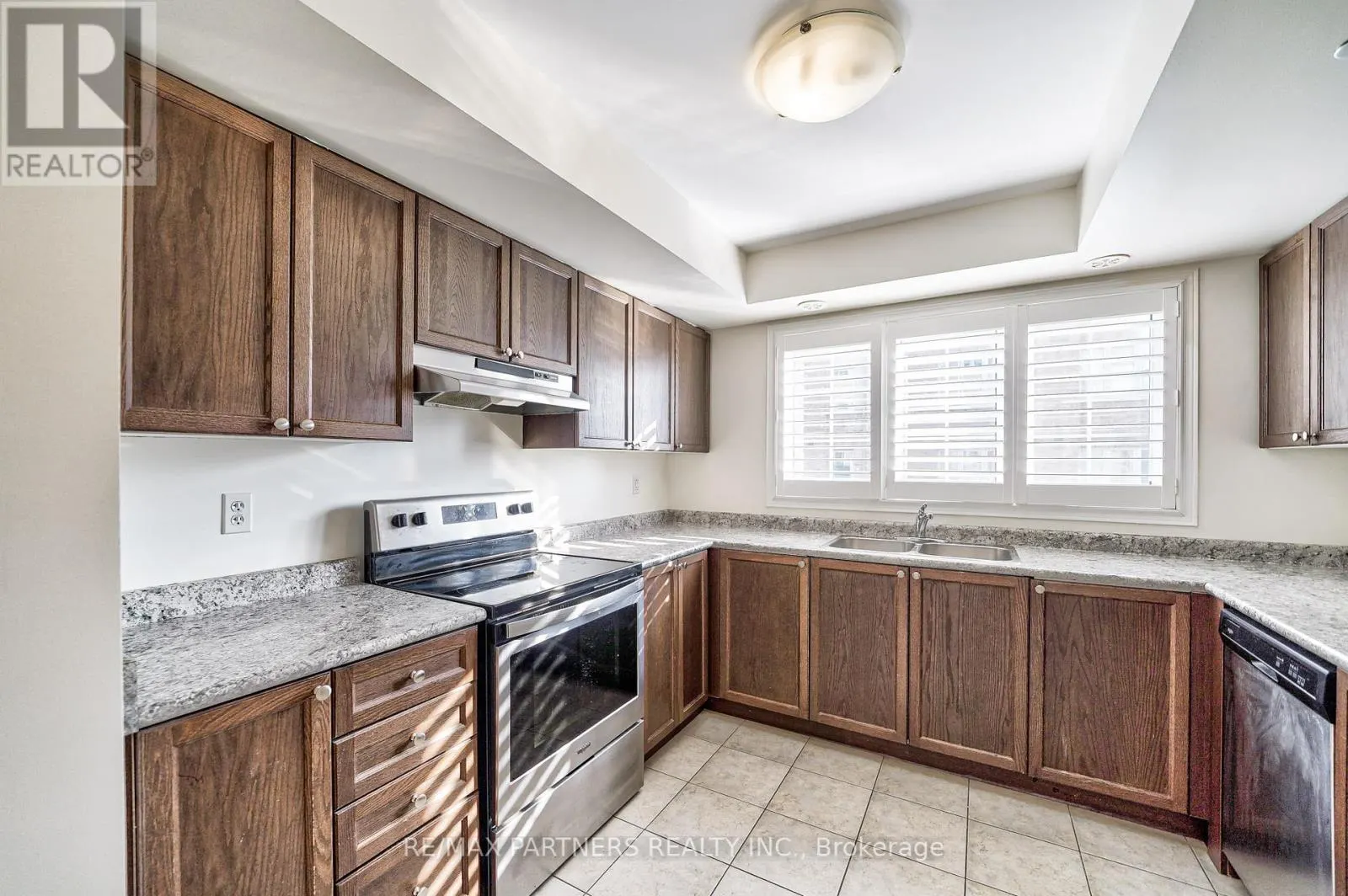 2615 EAGLESHAM PATH