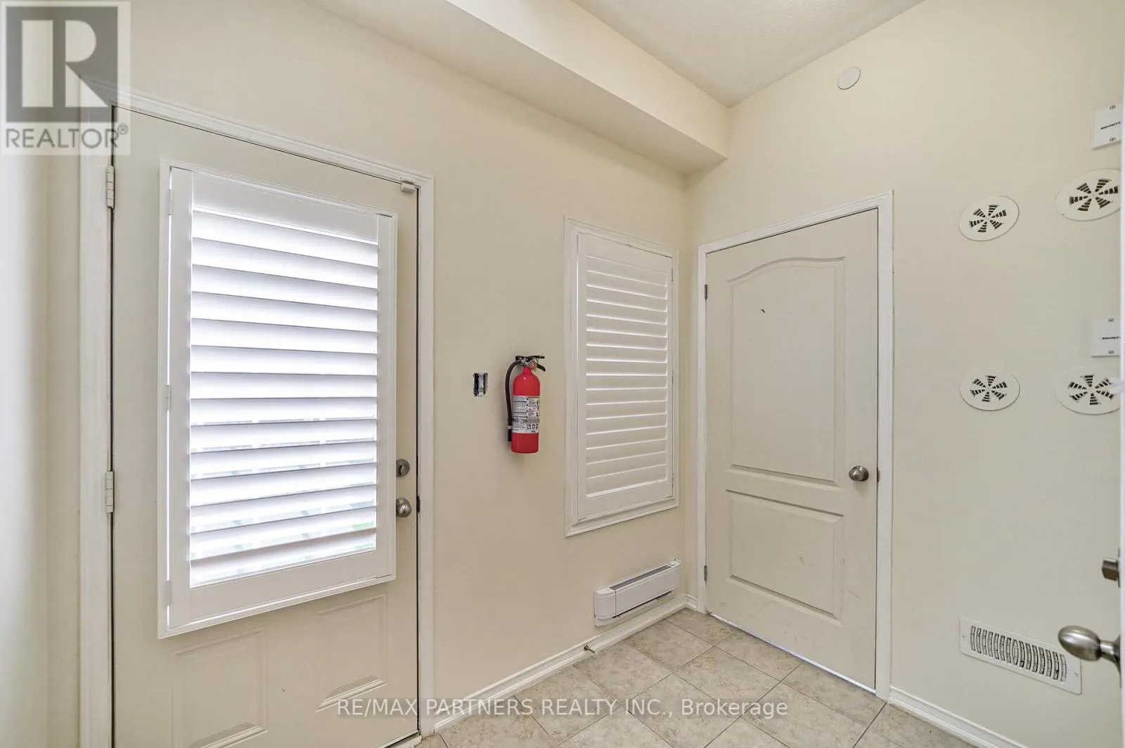 2615 EAGLESHAM PATH