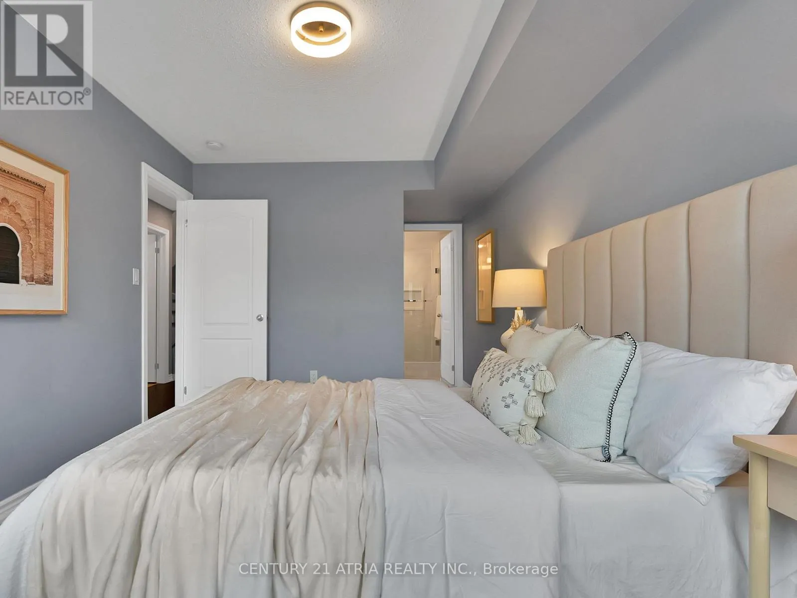 3 - 1251 BRIDLETOWNE CIRCLE