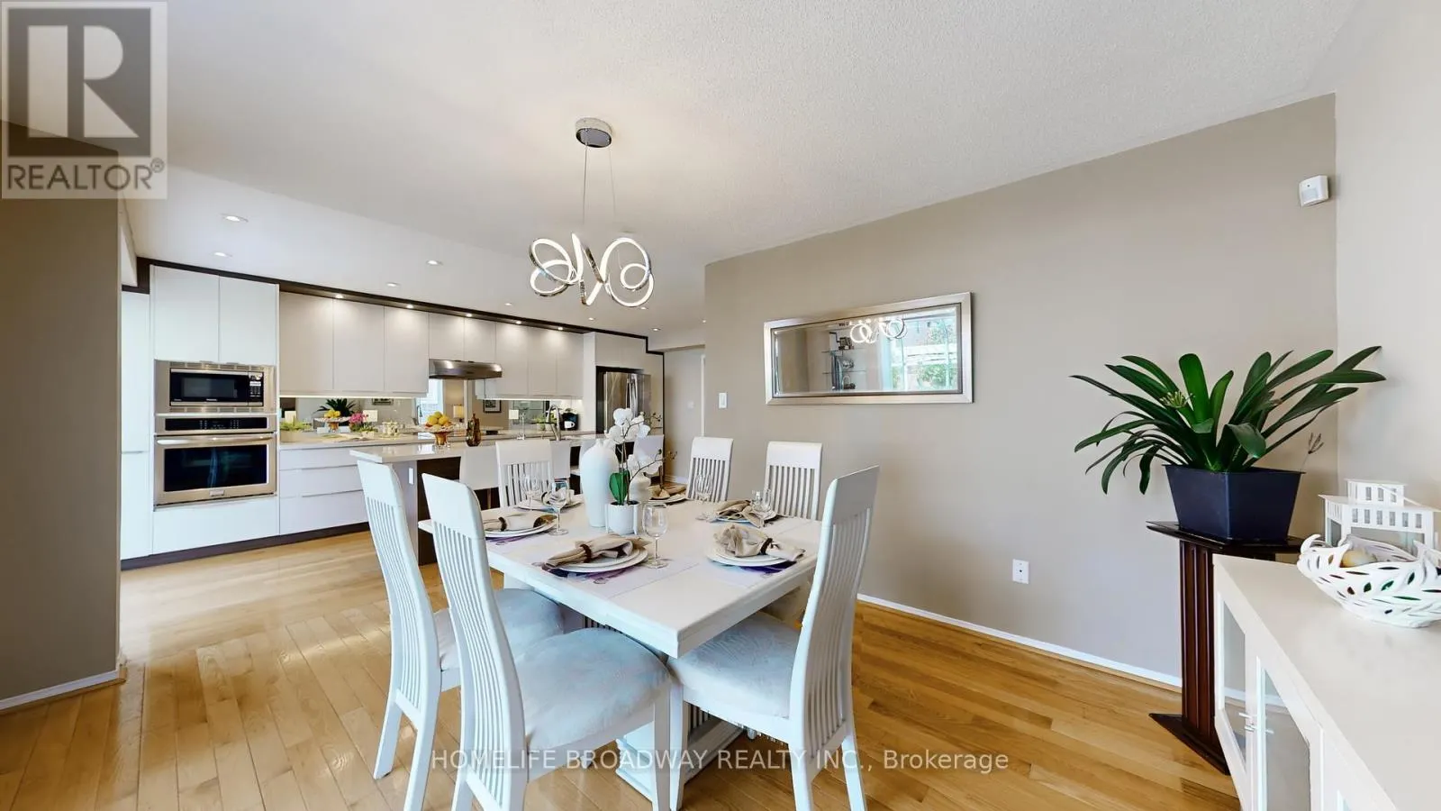 25 MULLORD AVENUE