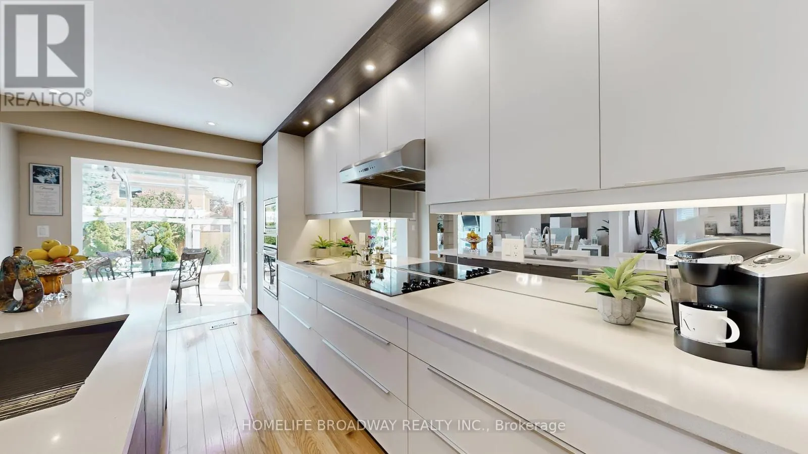 25 MULLORD AVENUE
