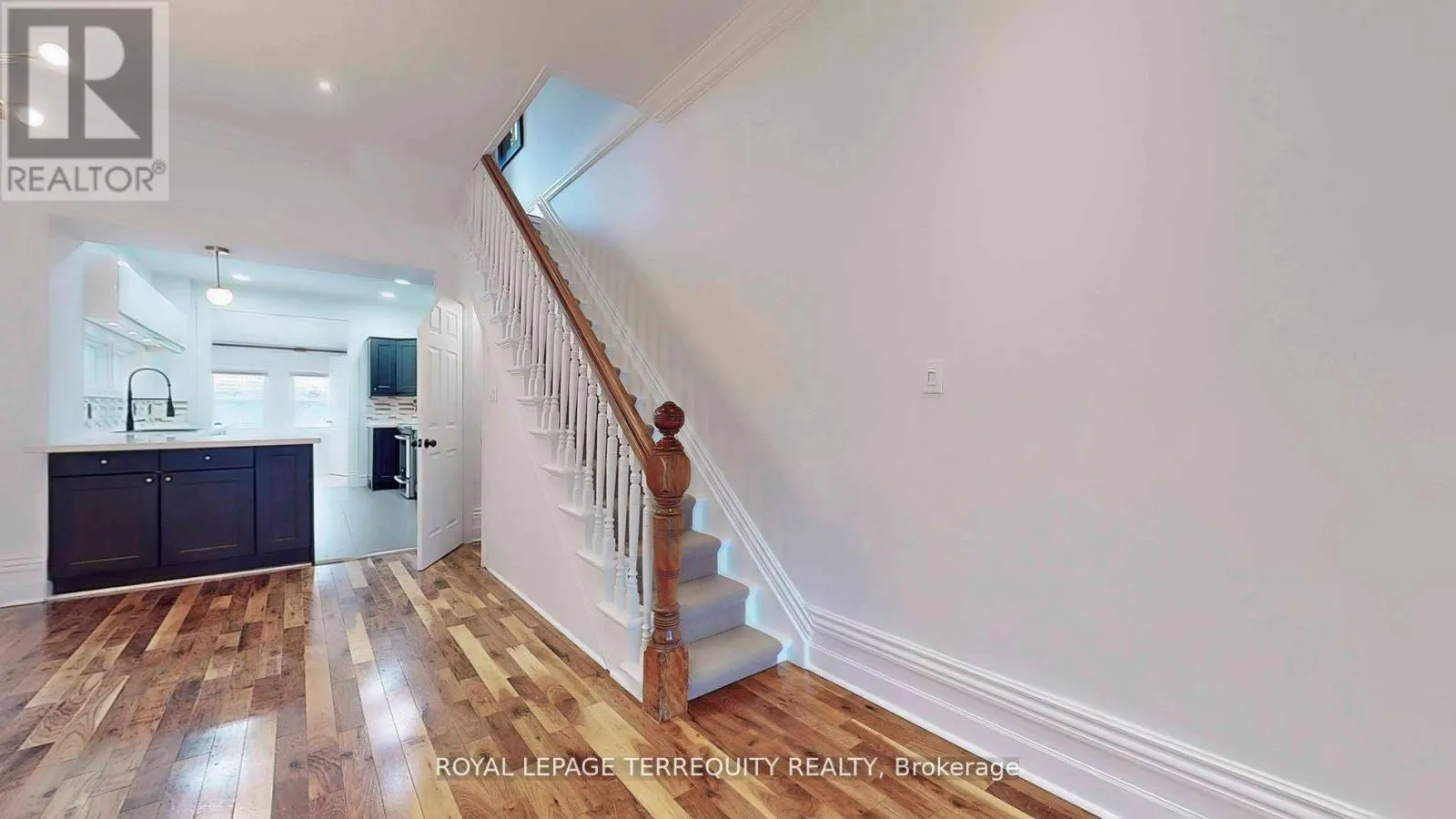 211 PAPE AVENUE