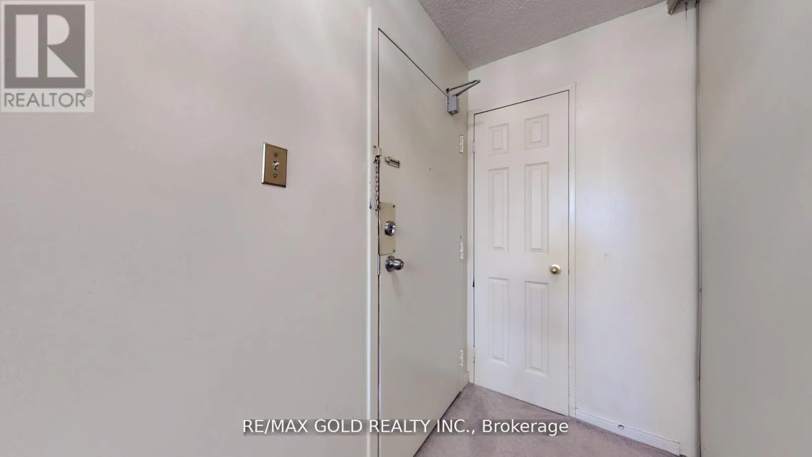1205 - 99 BLACKWELL AVENUE