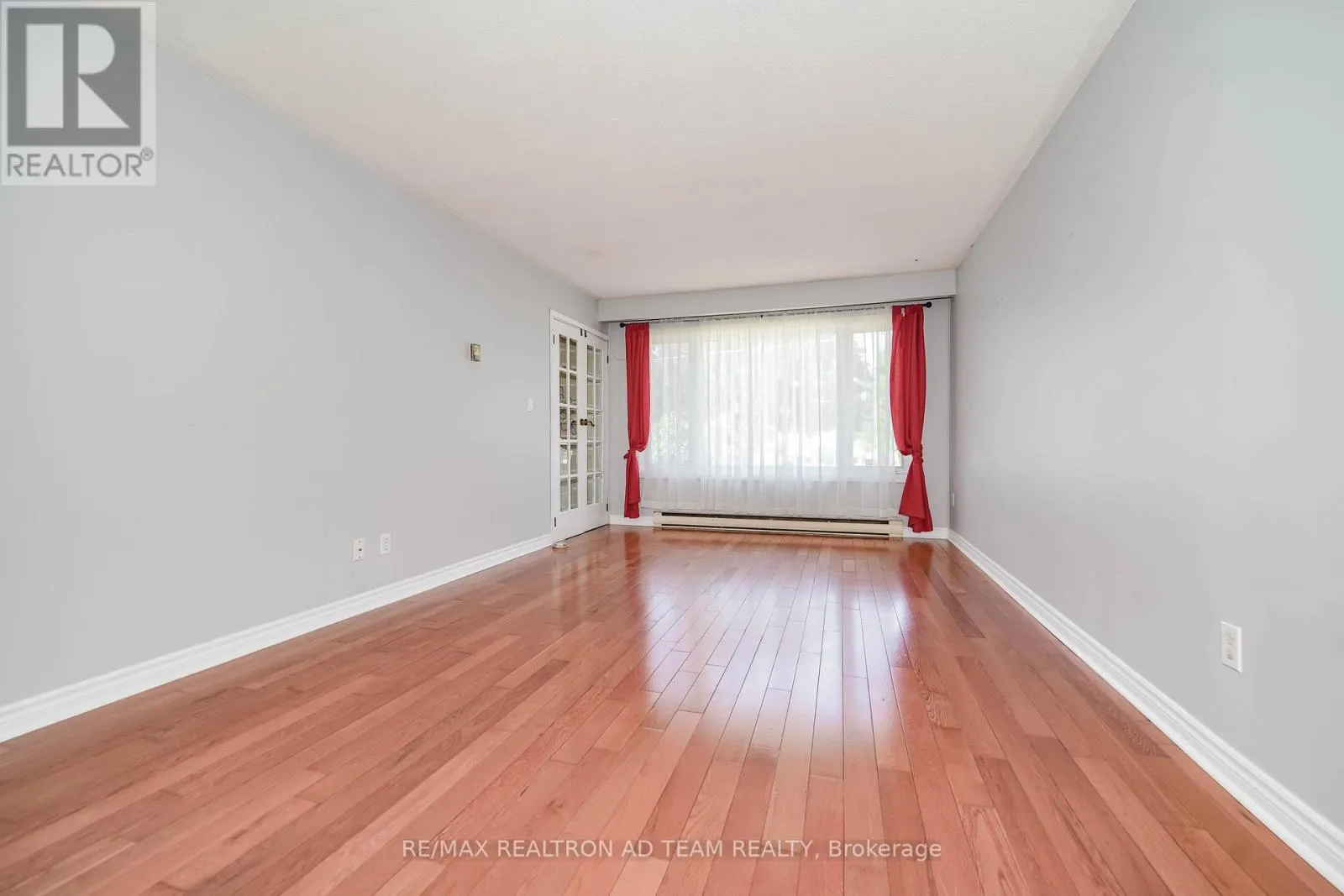 20 LITTLE AVENUE