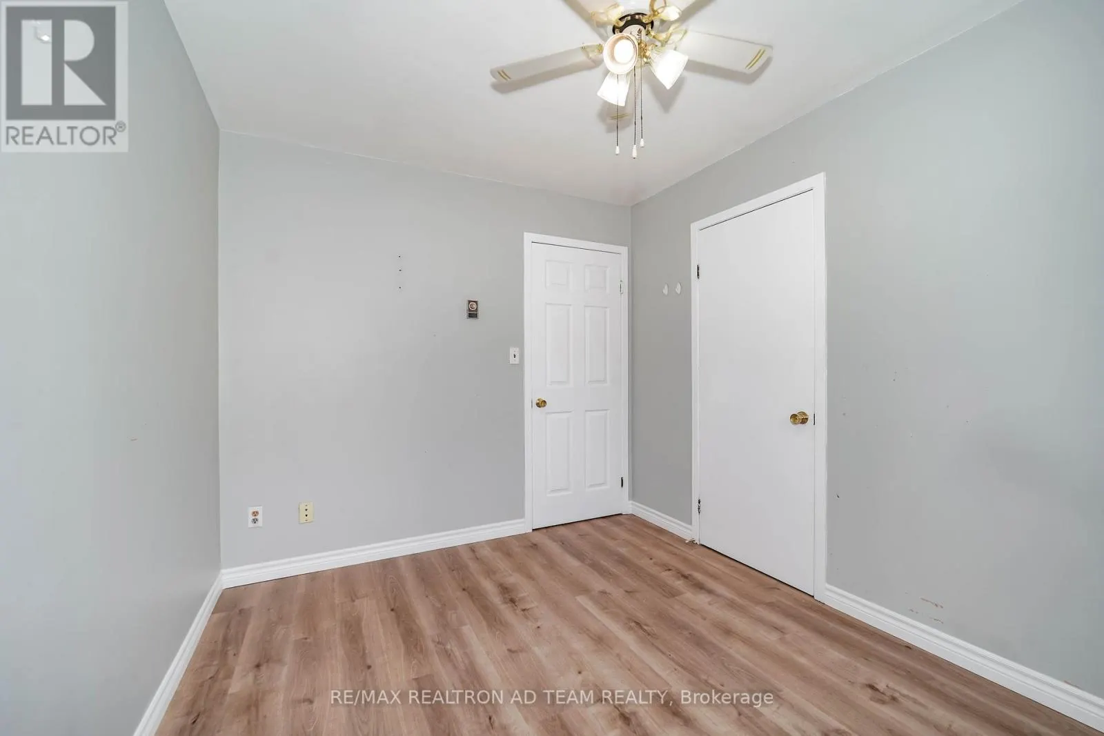 20 LITTLE AVENUE