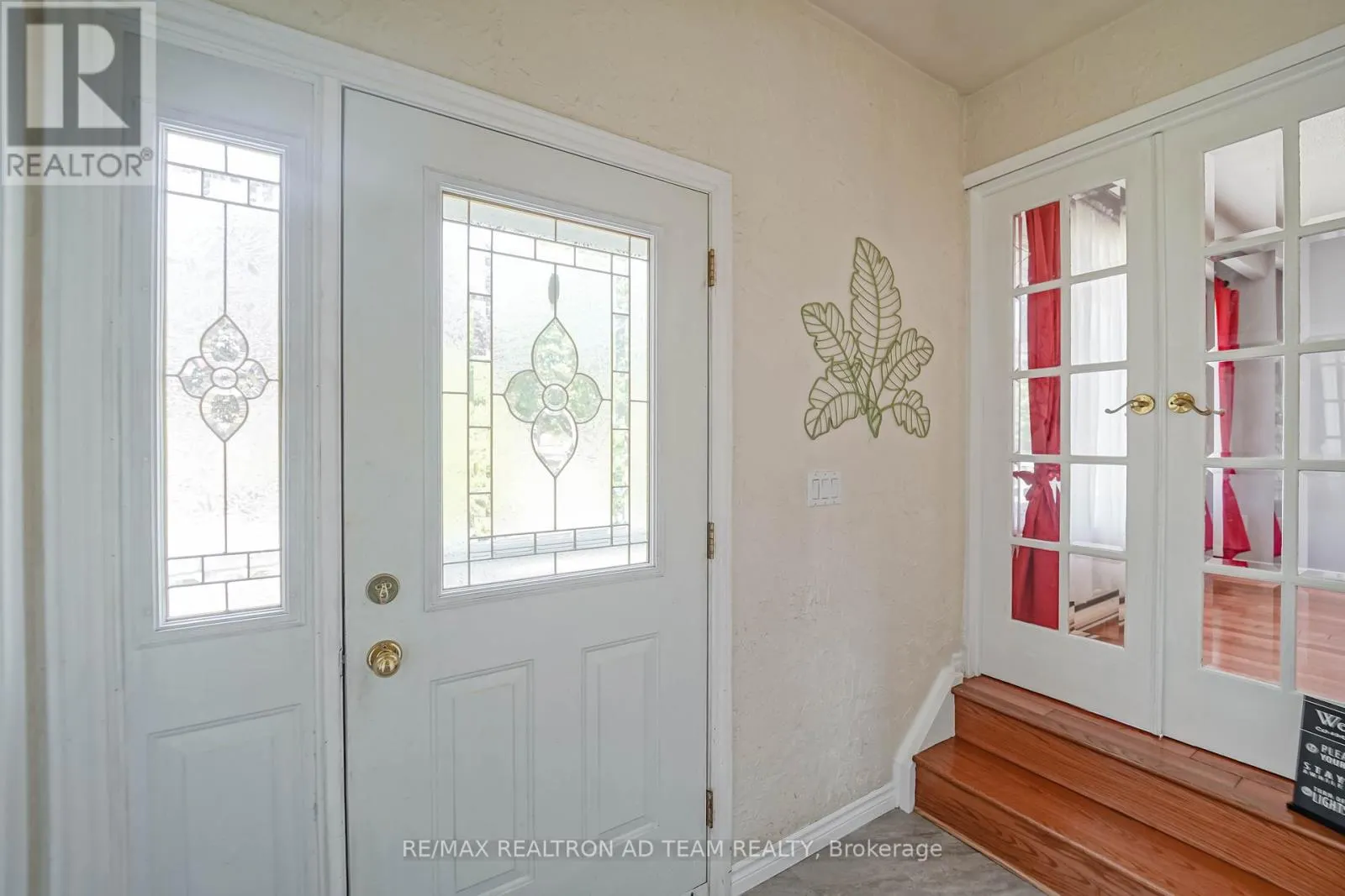 20 LITTLE AVENUE