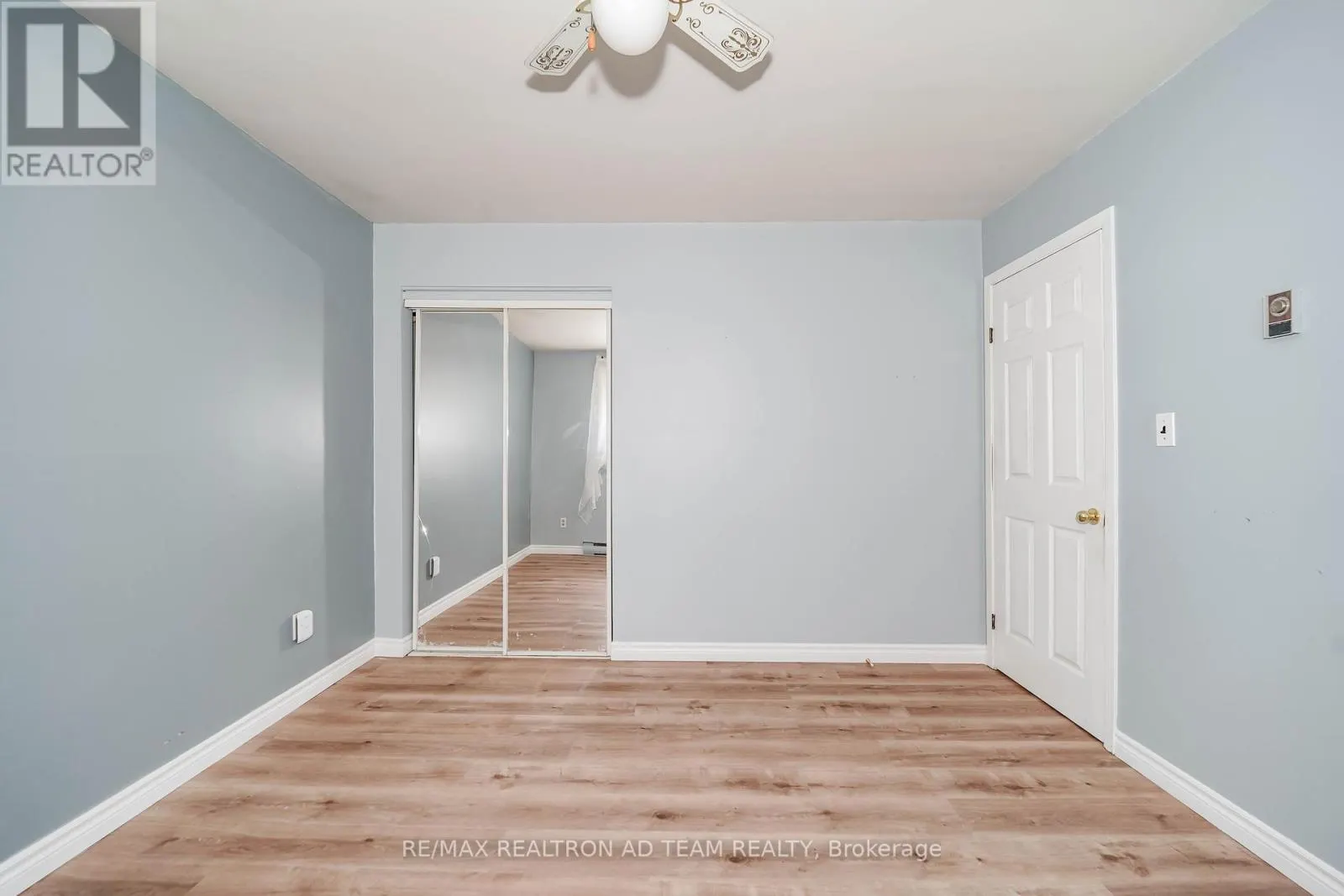 20 LITTLE AVENUE
