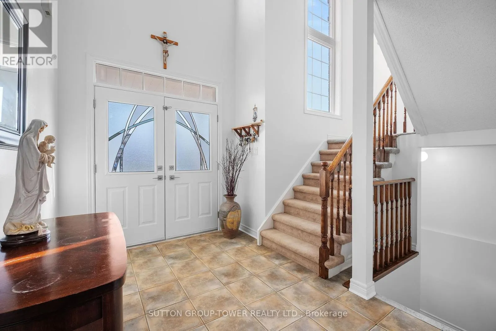 14 ROSSWELL DRIVE