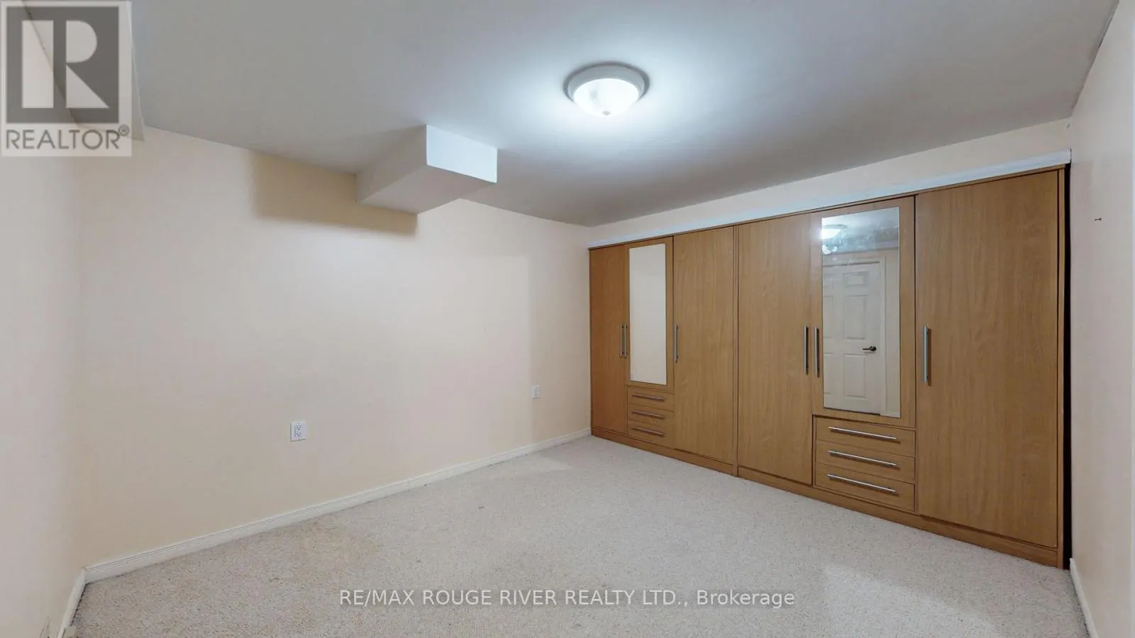 BSMT - 1101 WINDGROVE SQUARE