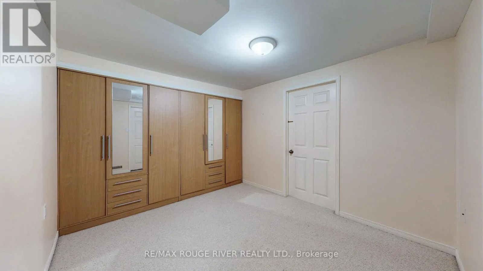 BSMT - 1101 WINDGROVE SQUARE