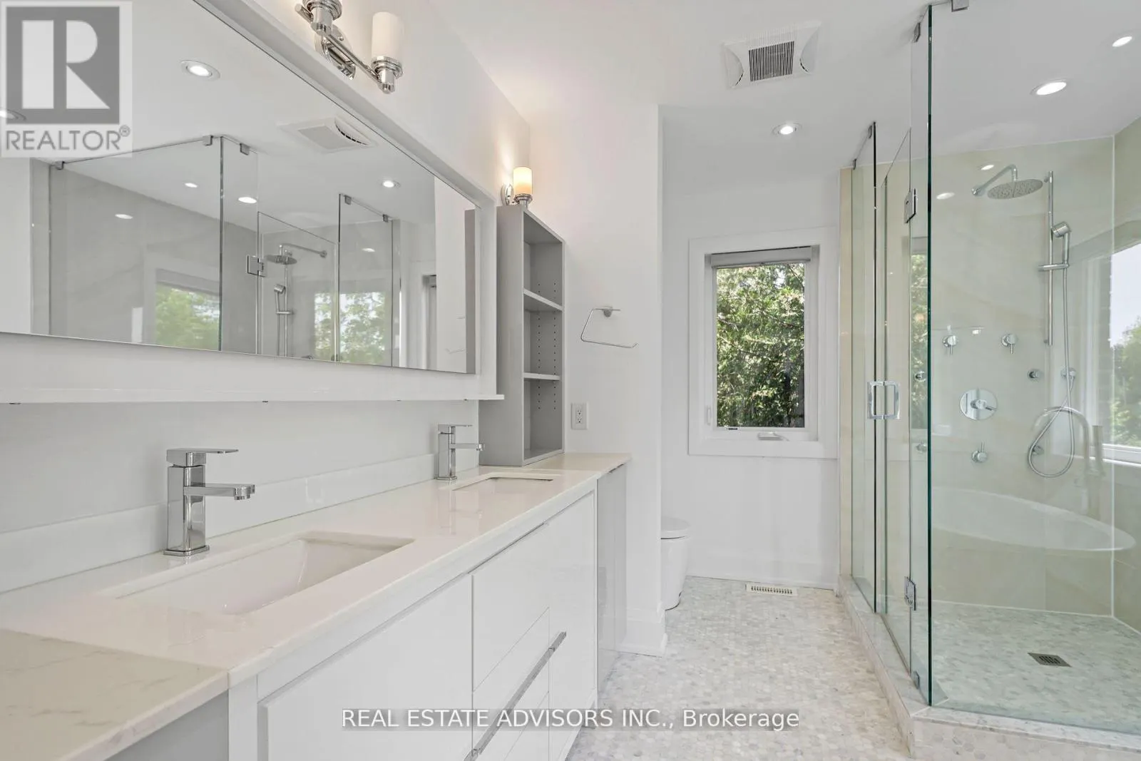 69 FENWOOD HEIGHTS