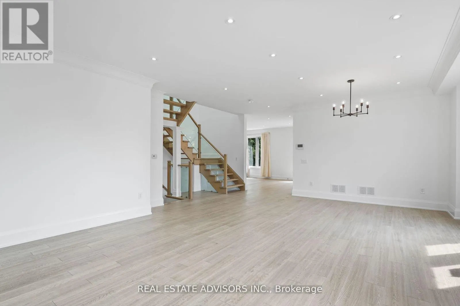 69 FENWOOD HEIGHTS