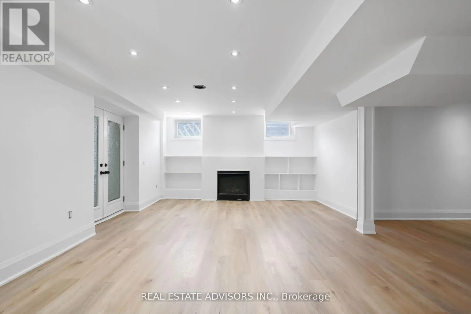 69 FENWOOD HEIGHTS
