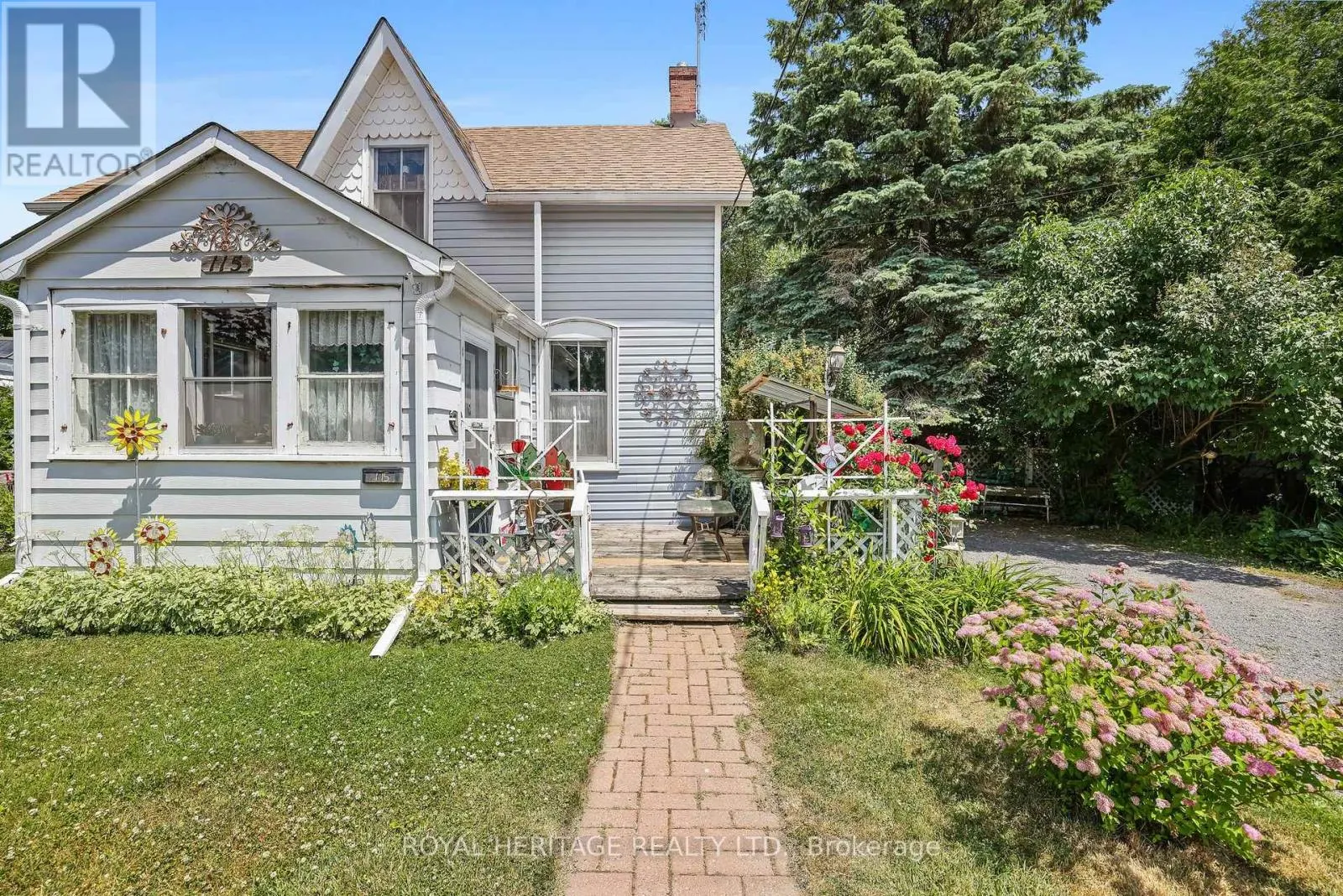 115 ELGIN STREET