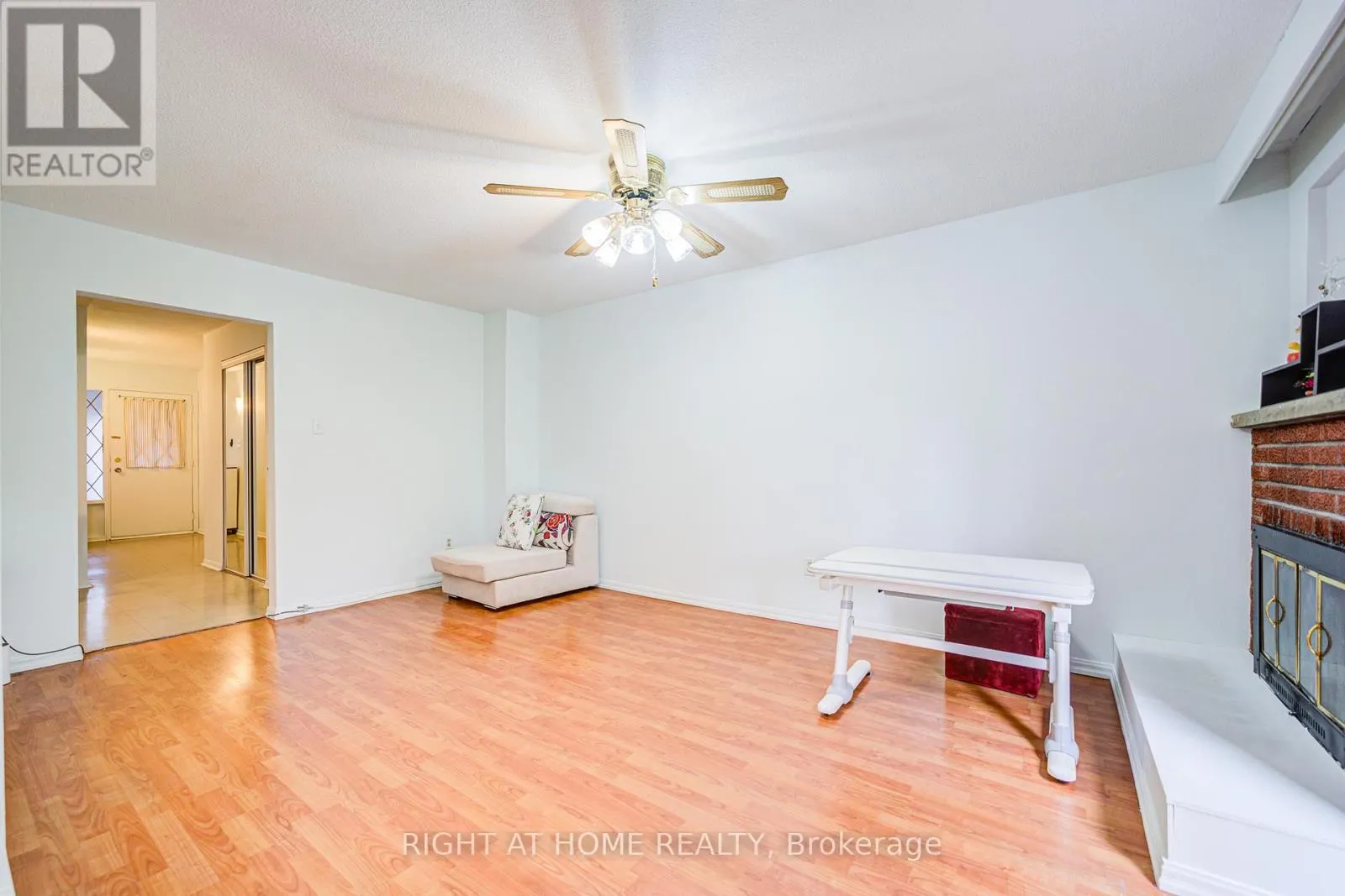 44 - 55 BRIMWOOD BOULEVARD