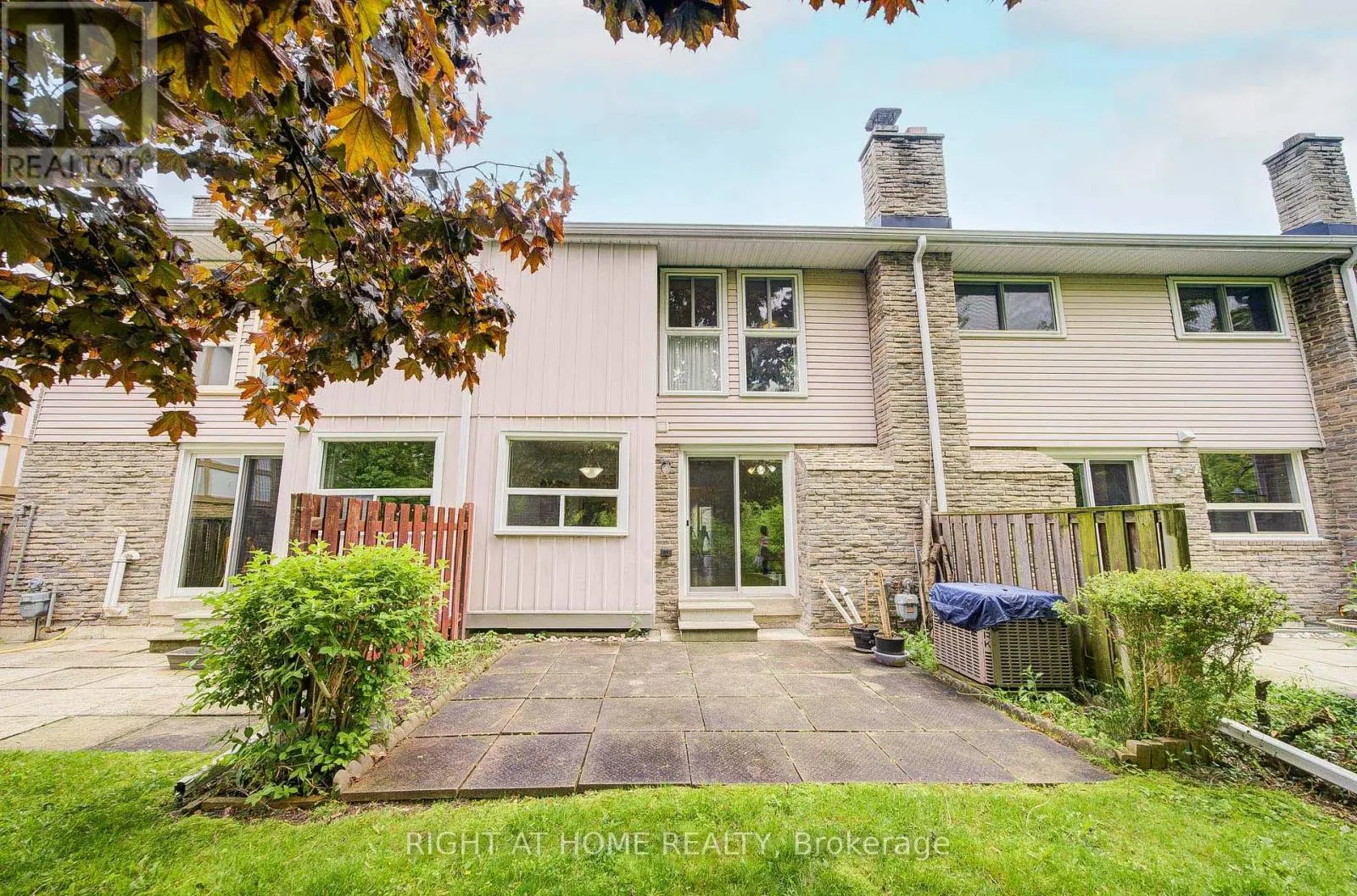 44 - 55 BRIMWOOD BOULEVARD