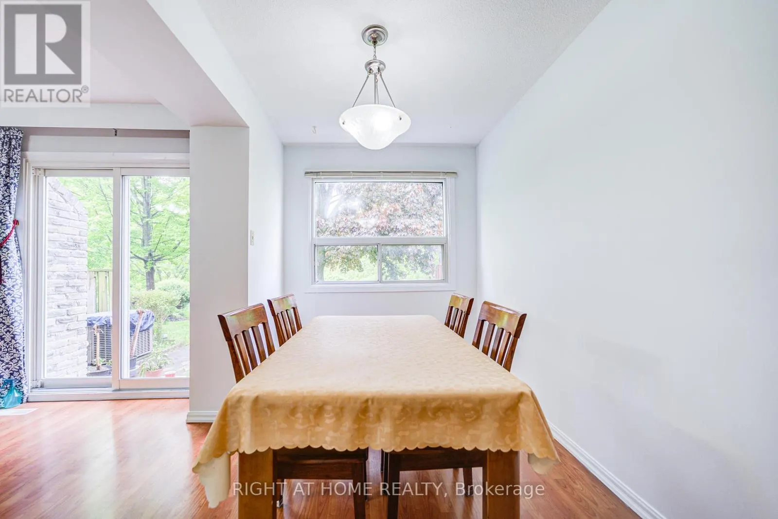 44 - 55 BRIMWOOD BOULEVARD