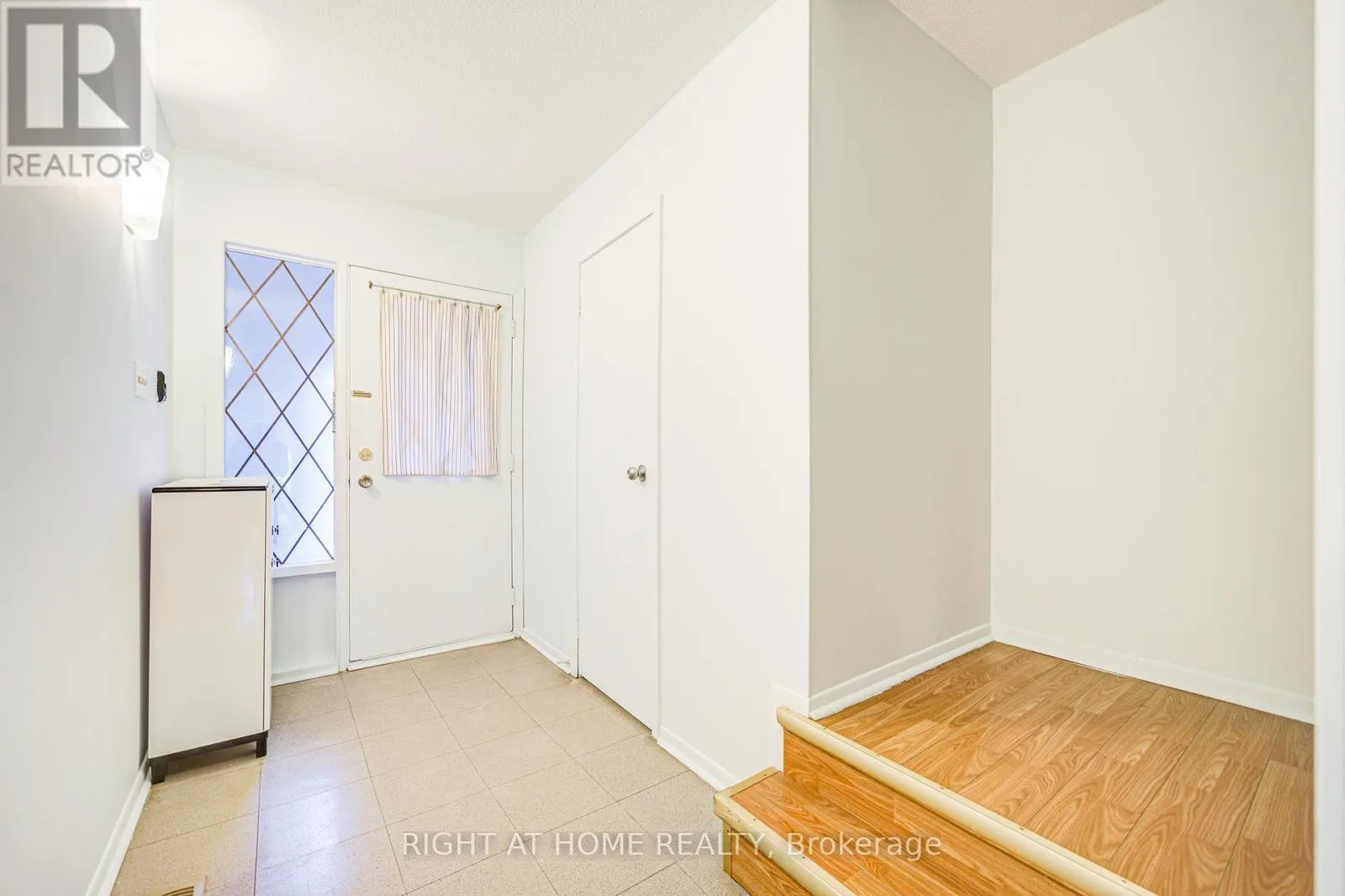 44 - 55 BRIMWOOD BOULEVARD