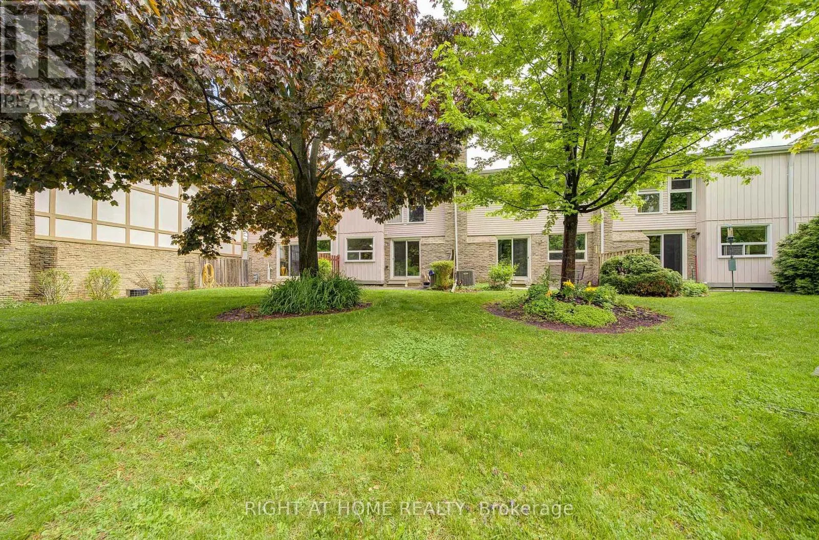 44 - 55 BRIMWOOD BOULEVARD