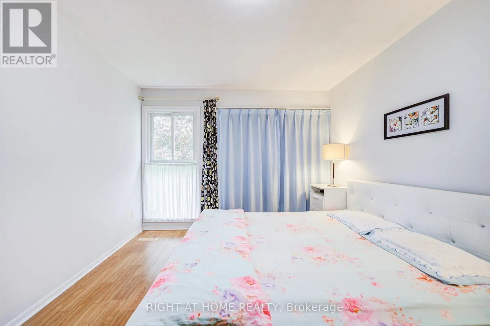 44 - 55 BRIMWOOD BOULEVARD