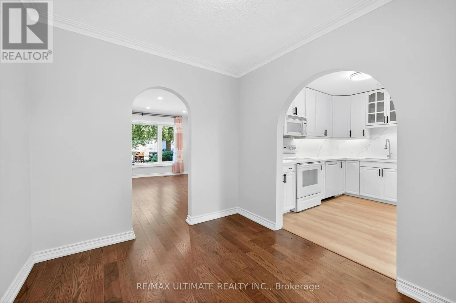 50 CHARLEMONT CRESCENT