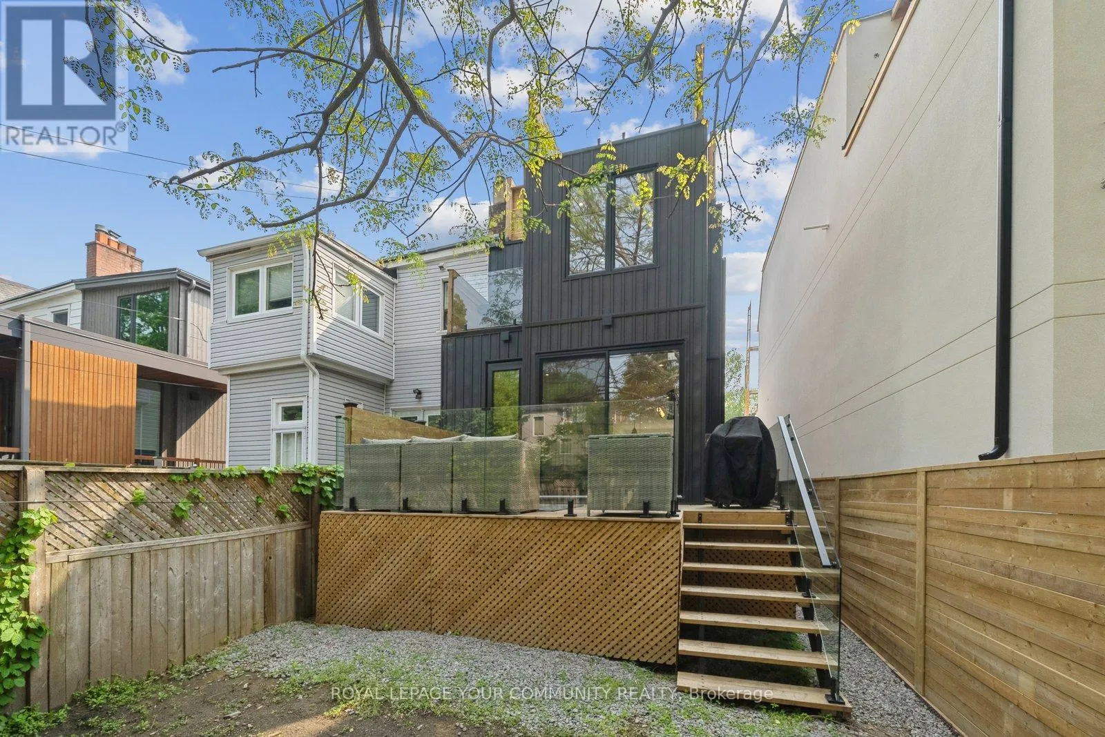 12 WHEELER AVENUE