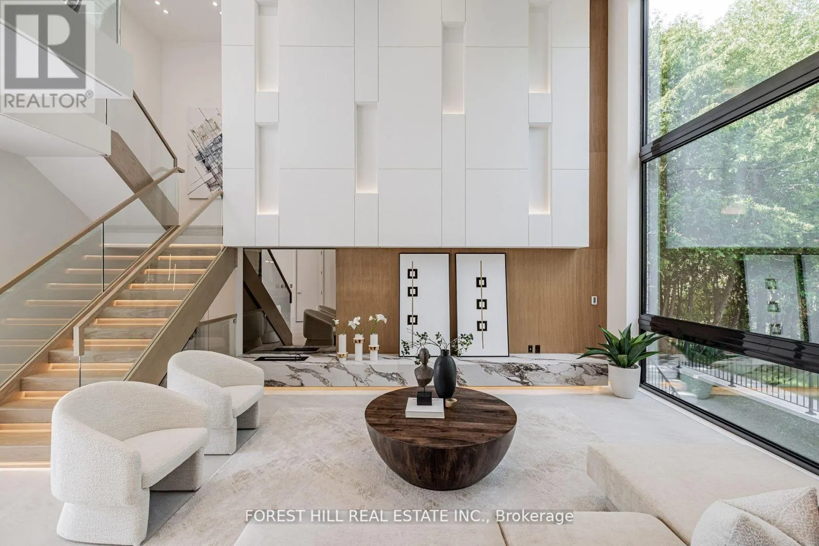 105 CASTLE HILL DRIVE