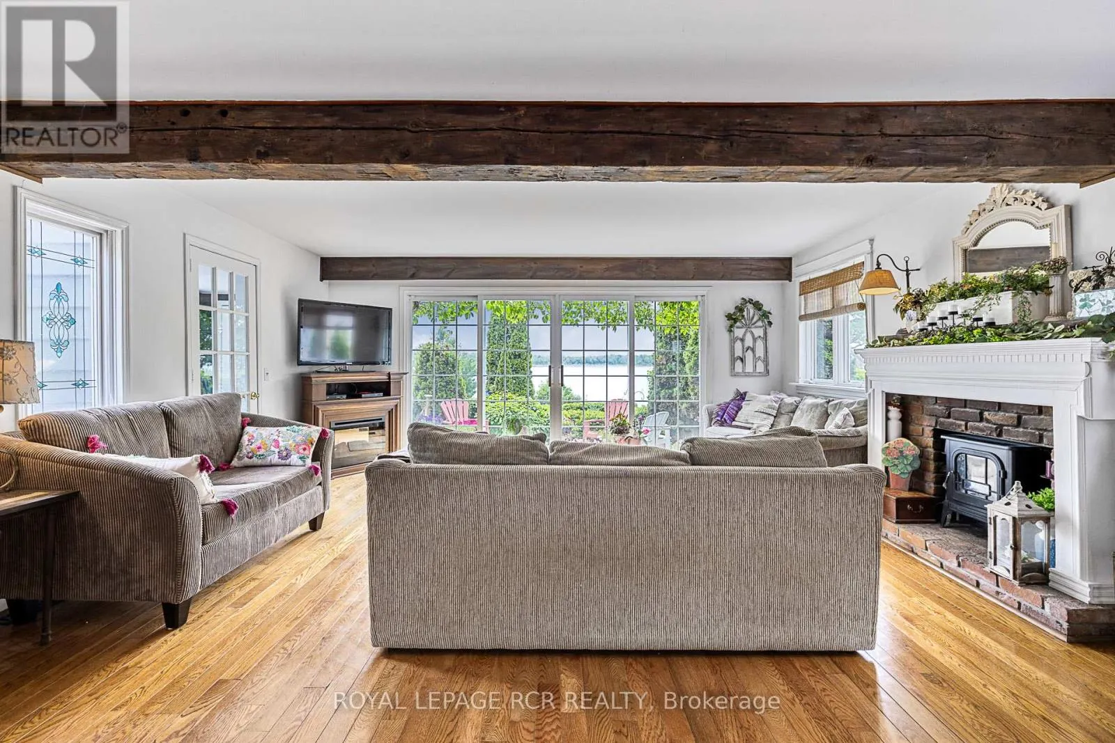 154 PINE POINT LANE