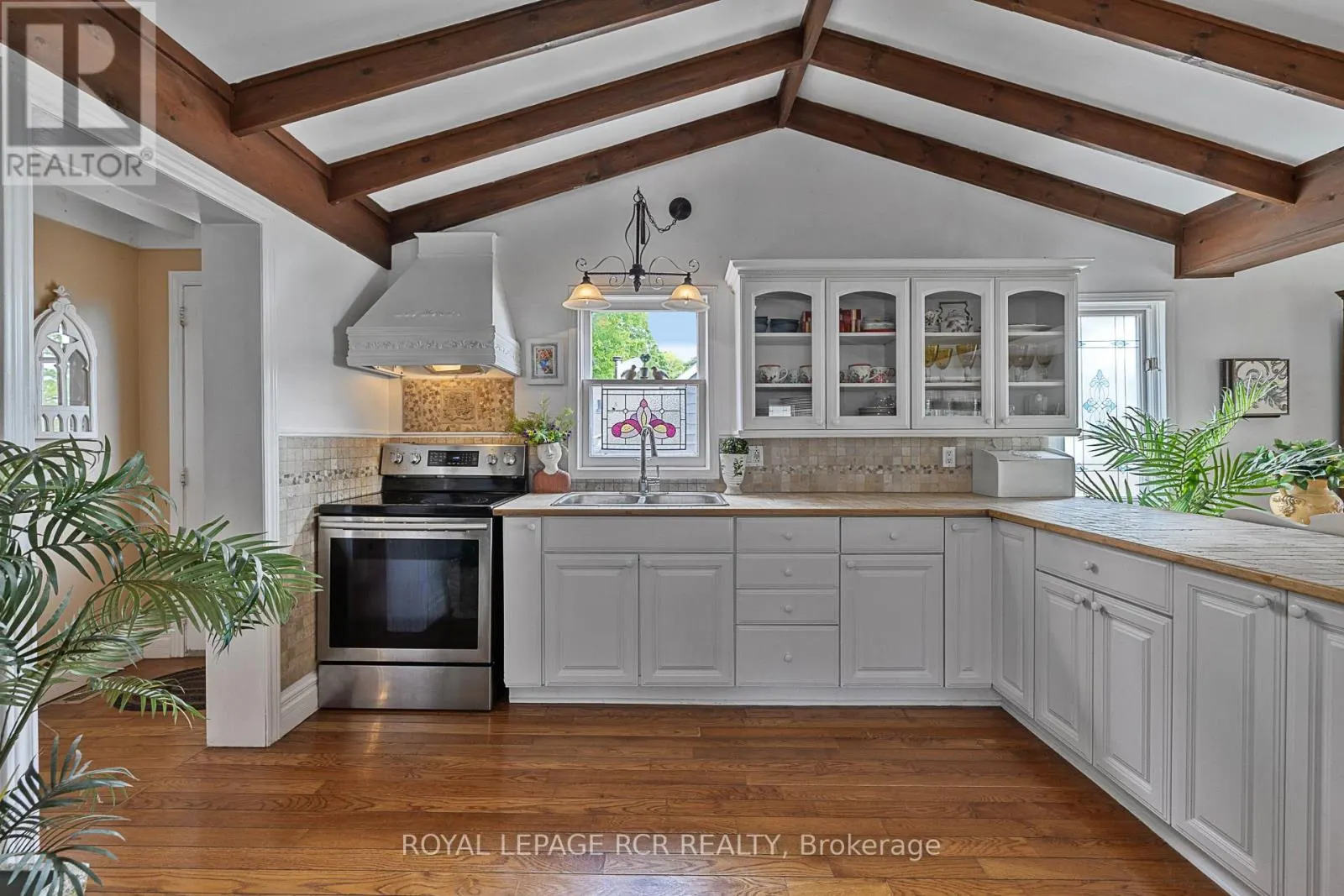 154 PINE POINT LANE