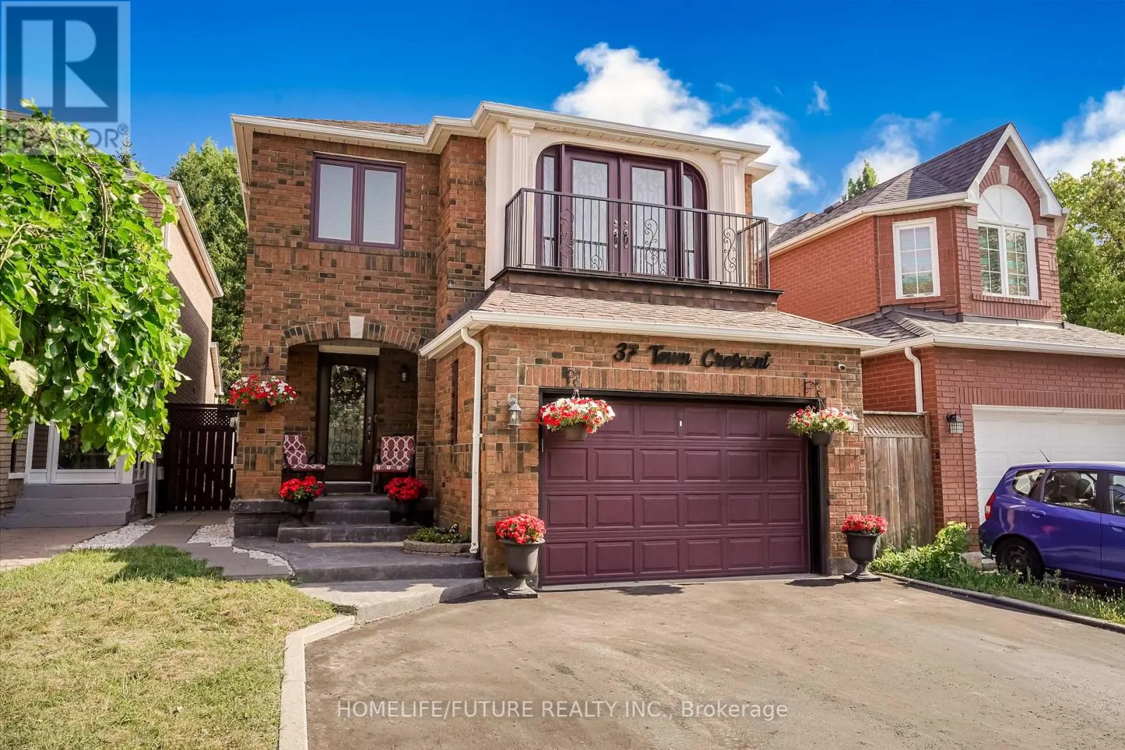37 TAWN CRESCENT