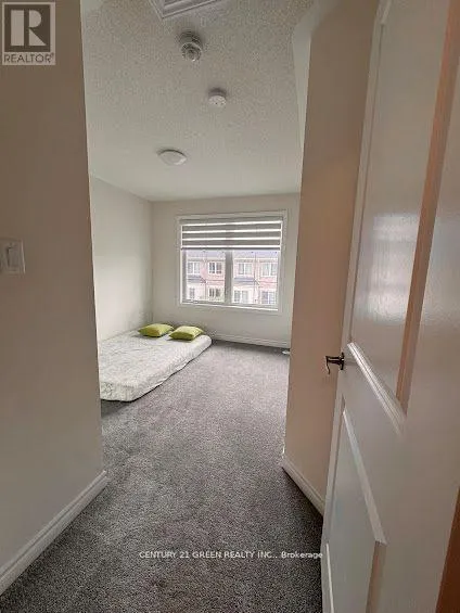 8 - 480 BERESFORD PATH